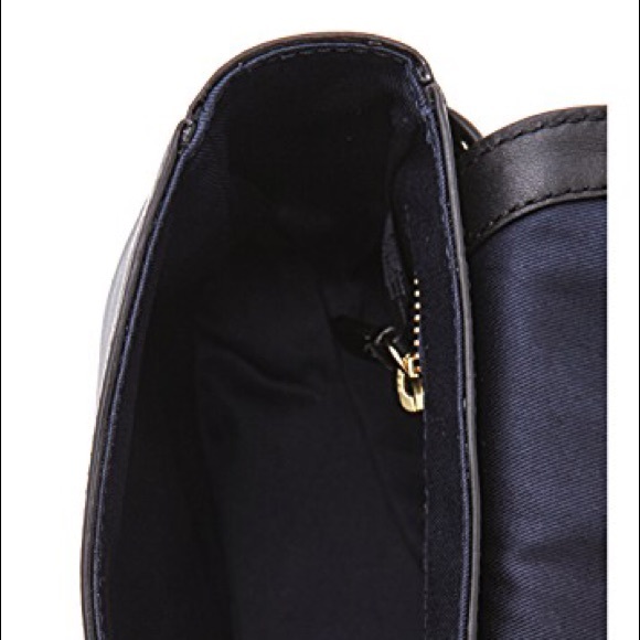 Club Monaco Daria Crossbody Bag (NWT - READ DESCRIPTION) - Picture 5 of 10